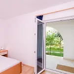 Plavac Mali Apartament *