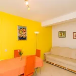 Apartment Plavac Mali *