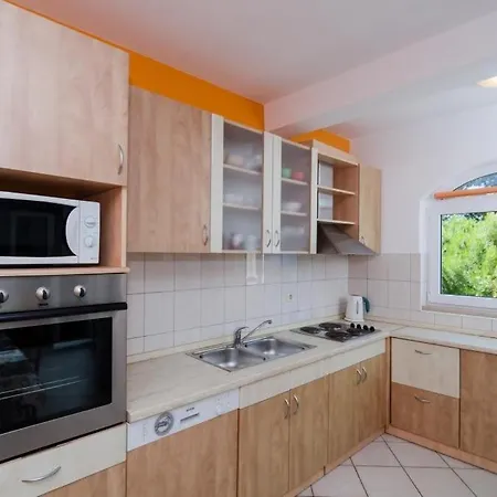 Plavac Mali Apartman *