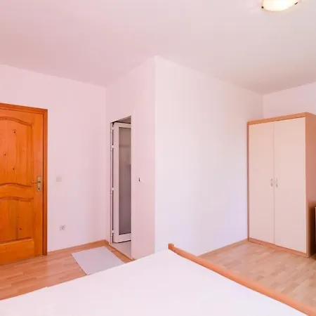 Plavac Mali Apartamento Potomje