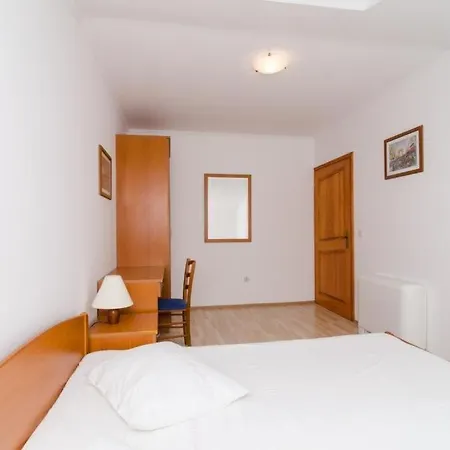 Plavac Mali Apartamento Potomje